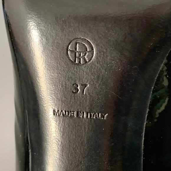 THE ROW Size 7 Black Patent Leather Pointed Toe Pumps - Picture 8 of 8